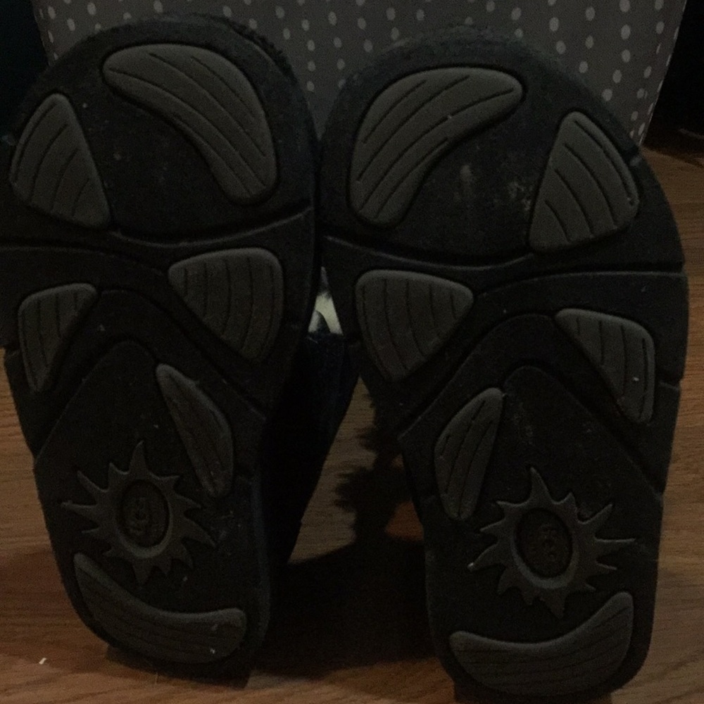 Ugh size 7 Black Lace Up Boots - Picture 4 of 4